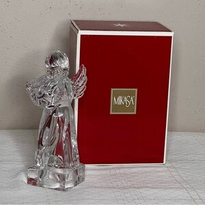 Mikasa White Crystal Angel Art Sculpture playing Harp 7.5”